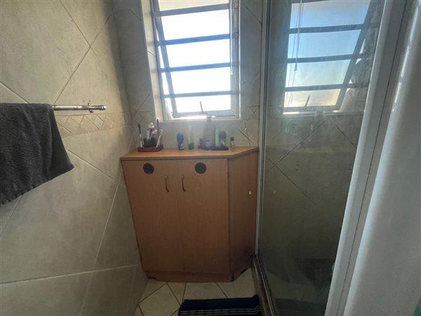 1 Bedroom Property for Sale in Richmond Estate Western Cape